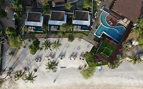 The Cabin Beach Resort